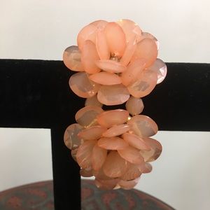 🖤Woman’s Peach Flower Bracelet🖤